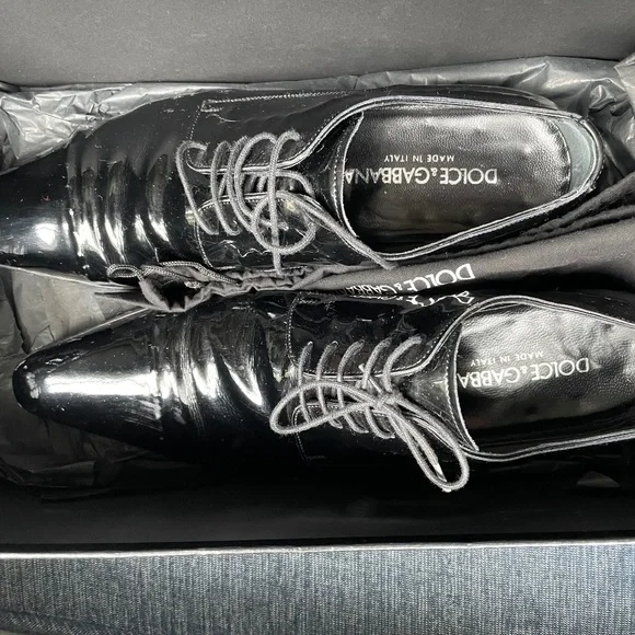 Dolce & Gabbana | Shoes | Dolce Gabbana Black Patent Leather  display picture 2